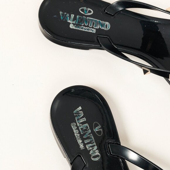 Valentino Garavani Nero Rockstud Bow Jelly Thong Sandals - Picture 9 of 10